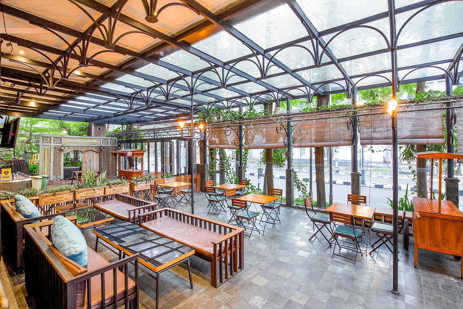 Готель The 1O1 Bandung Dago Екстер'єр фото